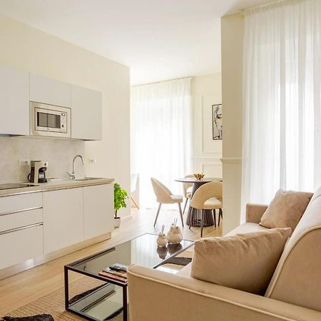 Champagne Suite Milano מראה חיצוני תמונה