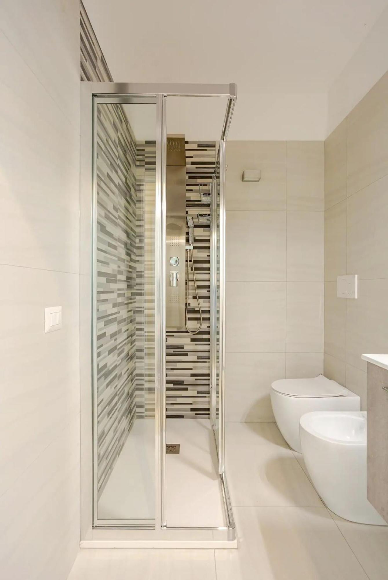 Champagne Suite Milano מראה חיצוני תמונה